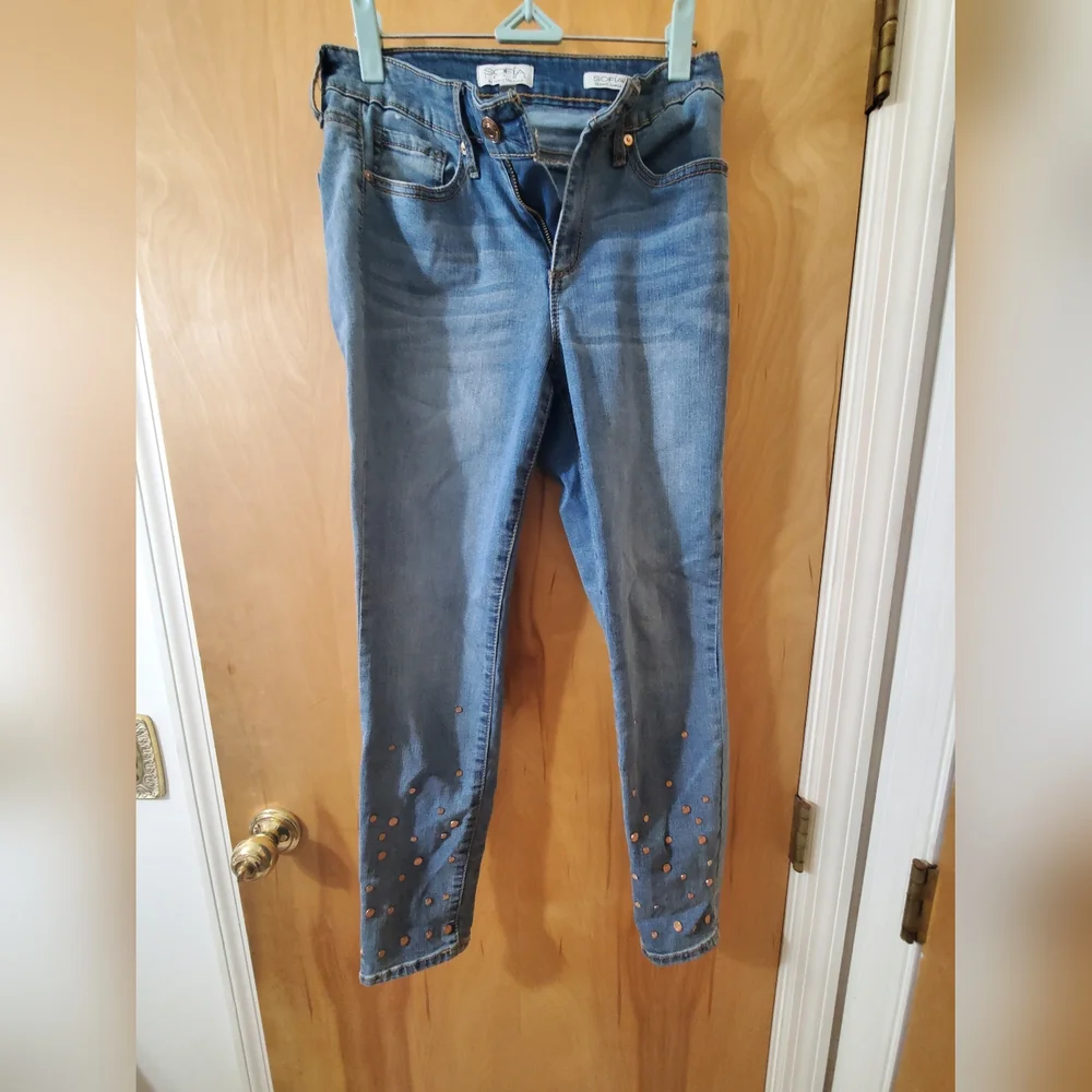 Sofia gold studded skinny jeans - Picture 2 of 3